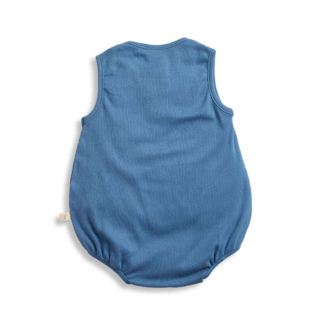 #style_navy-pointelle
